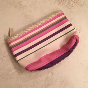 Estée Lauder makeup bag